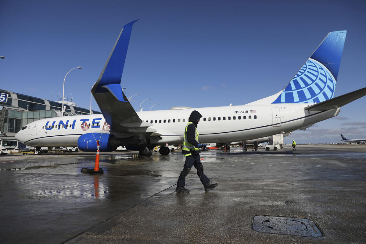 United Airlines Flight Encounters Severe Turbulence: Seven Passengers Hospitalized