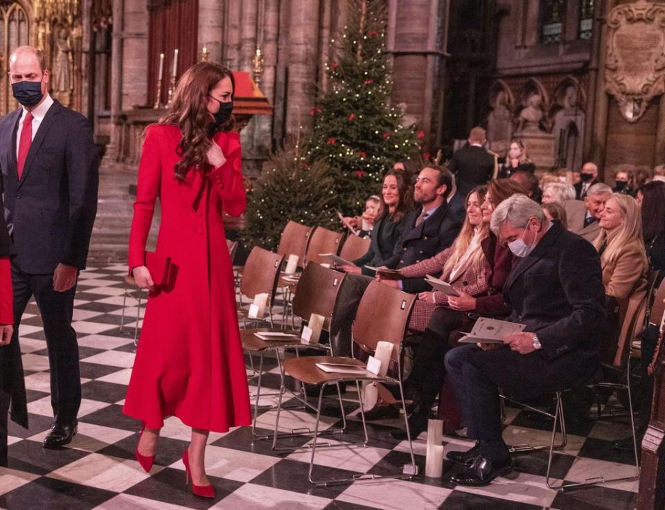 Kate passes the Middleton family in the Abbey (Heathcliff O’Malley/PA) (PA Wire)