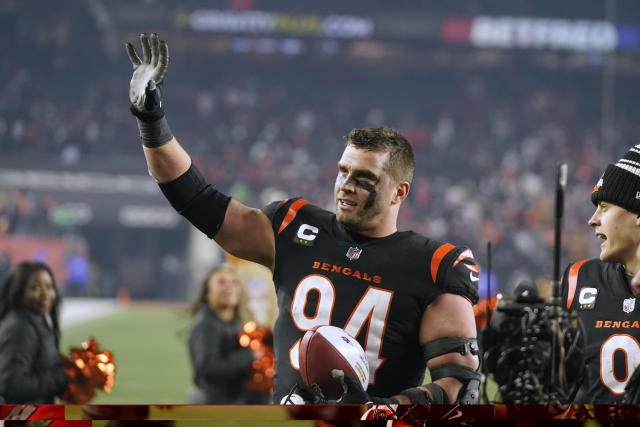 Bengals' Monday woes continue with concerning update on Sam Hubbard after  loss to Browns