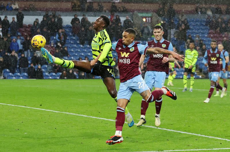 Premier League - Burnley v Arsenal