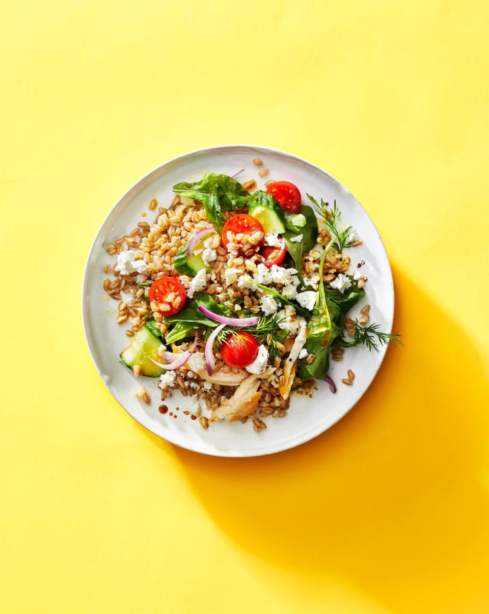 greek chicken and farro salad