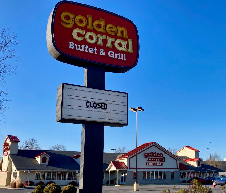 The Golden Corral Buffet & Grill near Valley Mall in Halfway closed over the New Year's holiday weekend.