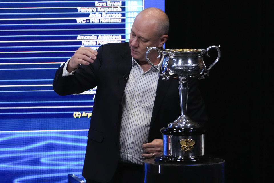 Tournament referee Wayne McKewen conducts the draw ahead of the Australian Open tennis championships at Melbourne Park, Melbourne, Australia, Thursday, Jan. 11, 2024. (AP Photo/Mark Baker)