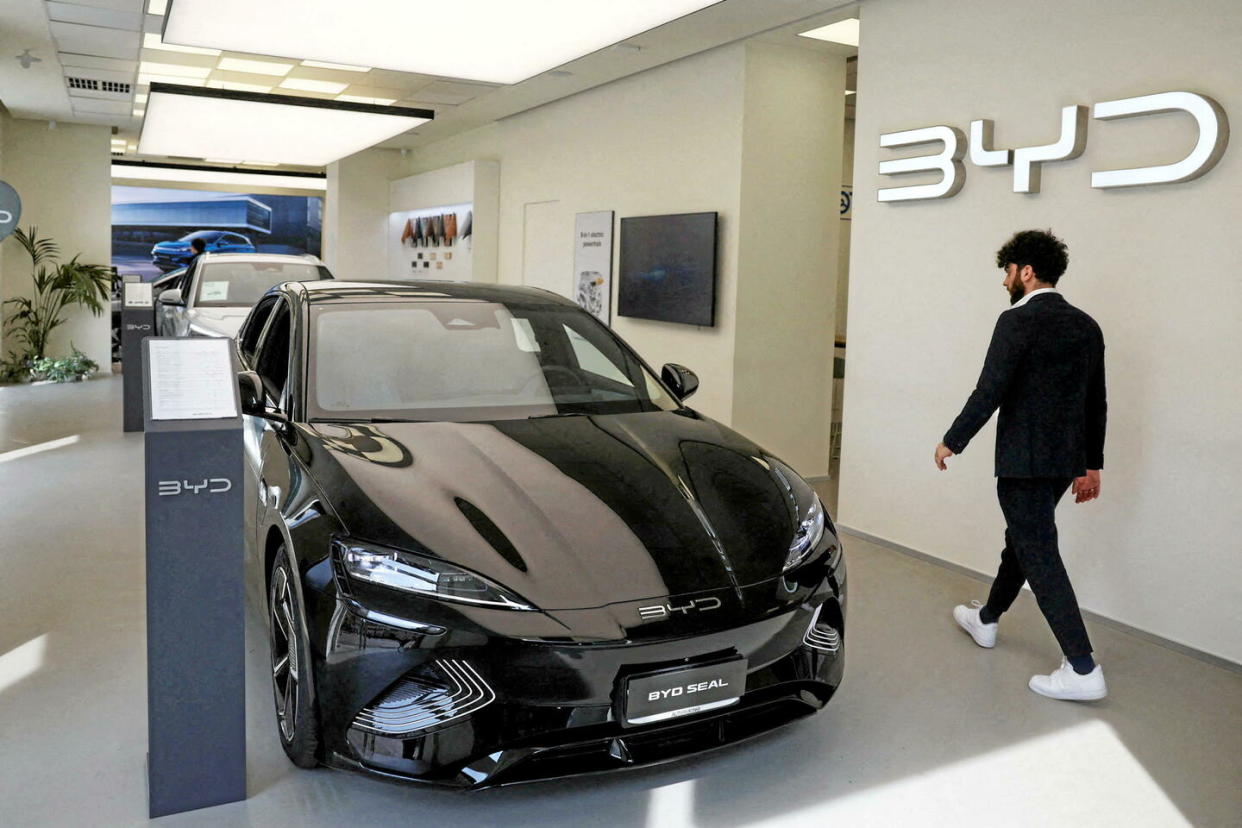 Un magasin BYD à Milan en Italie le 20 mars 2024.  - Credit:Claudia Greco / REUTERS