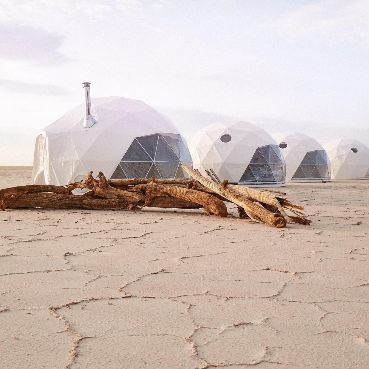 Amazing Escapes’ Kachi Lodge dome camp at the Uyuni salt flats in Bolivia - stephane@stephanegautronneau.com
