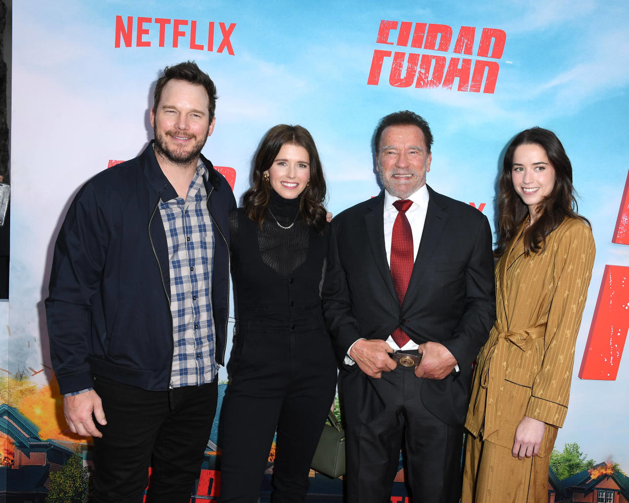 Chris Pratt, Katherine Schwarzenegger, Arnold Schwarzenegger, et Christina Schwarzenegger à la première de Los Angeles de « FUBAR » de Netflix à The Grove le 22 mai 2023 à Los Angeles, Californie.