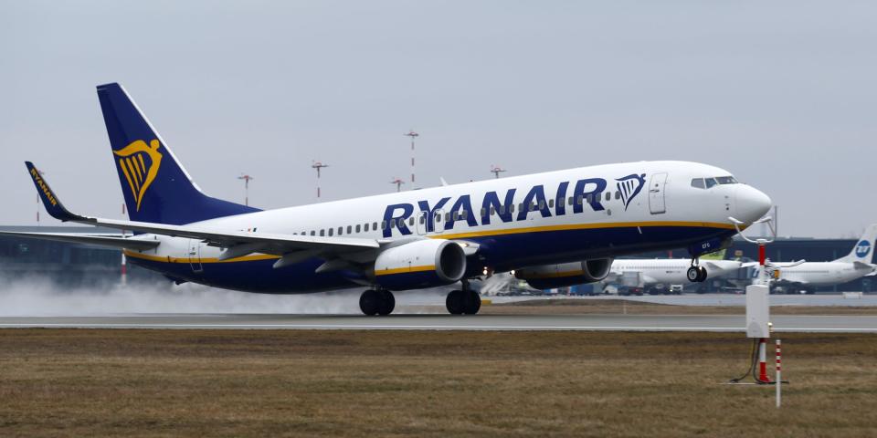 FILE PHOTO: A Ryanair Boeing 737-800 plane takes off from Riga International Airport, Latvia on March 15, 2019. REUTERS/Ints Kalnins