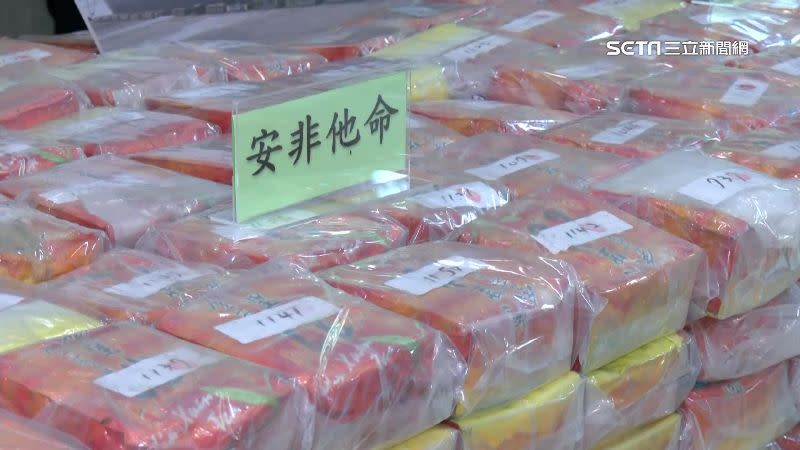 根據刑事局統計，毒品主要從中國、金三角地區和加拿大，用漁船或海運貨櫃夾藏來台灣。