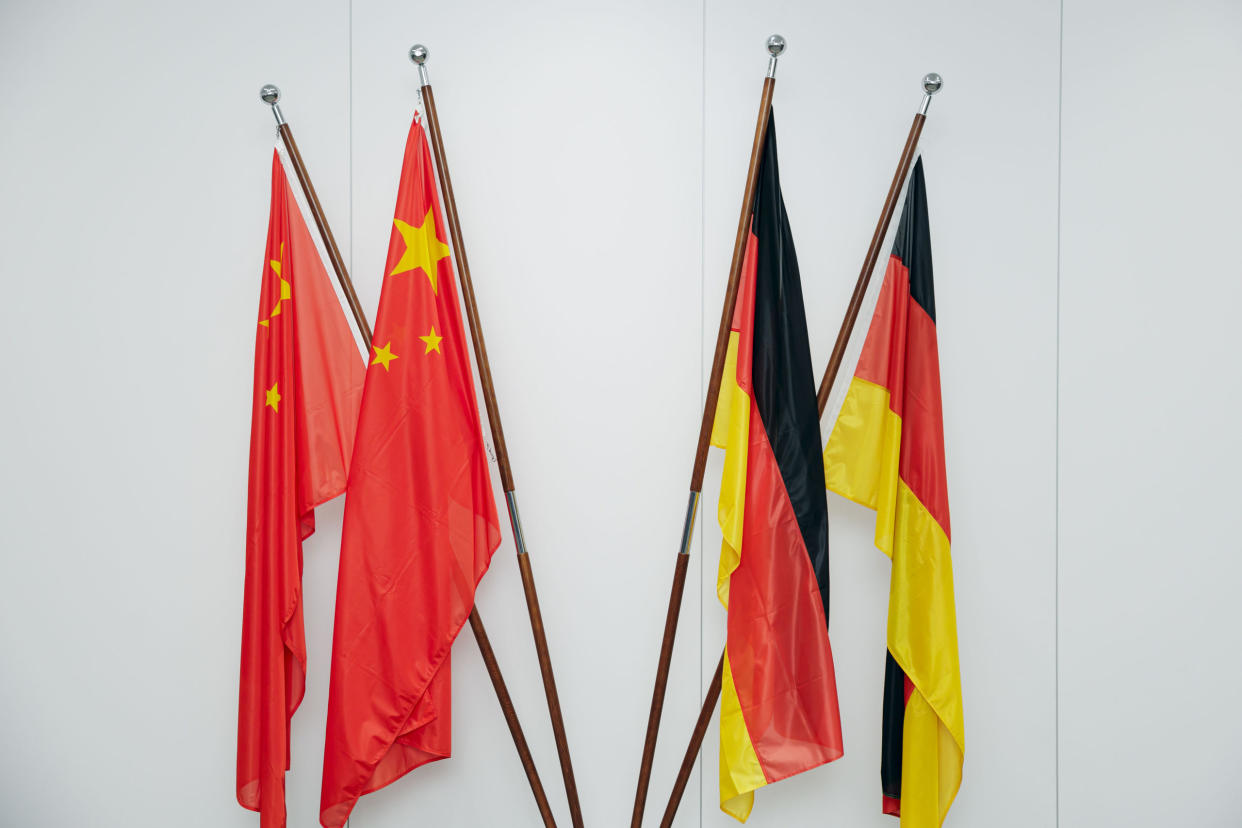 Zum Zeitpunkt der Festnahme haben die Beschuldigten über Forschungsprojekte verhandelt, die zur Stärkung insbesondere der maritimen Kampffähigkeit Chinas beitragen könnten. - Copyright: picture alliance / photothek | Thomas Trutschel