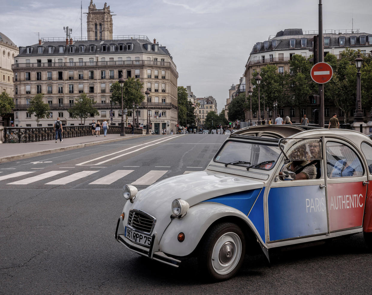 Empty Paris Streets Olympics (Rafael Yaghobzadeh for NBC News)