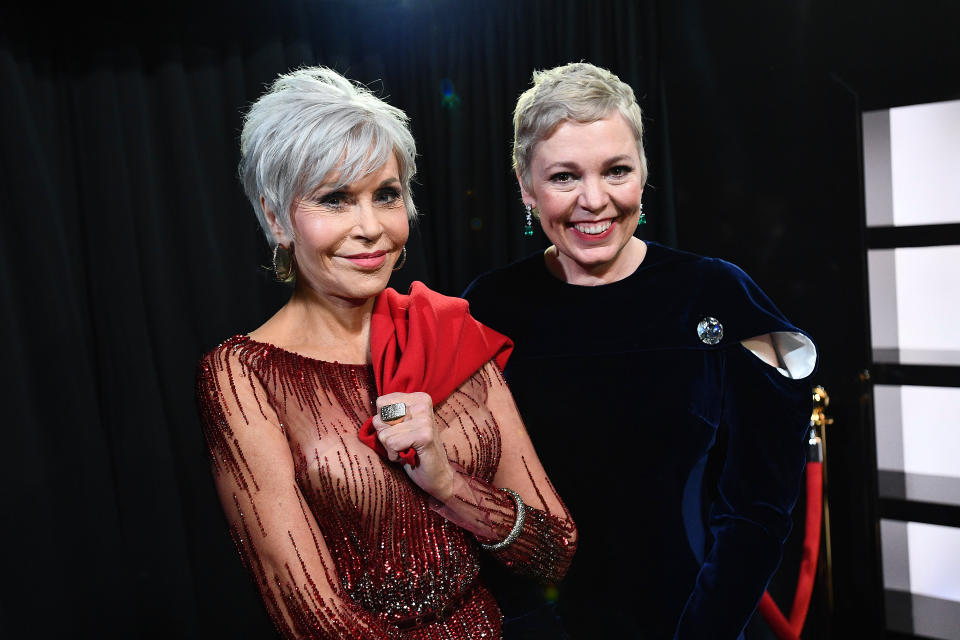 HOLLYWOOD, CALIFORNIA - FEBRUARY 09: In this handout photo provided by A.M.P.A.S. Jane Fonda and Olivia Colman stand backstage during the 92nd Annual Academy Awards at the Dolby Theatre on February 09, 2020 in Hollywood, California. (Photo by Richard Harbaugh - Handout/A.M.P.A.S. via Getty Images)