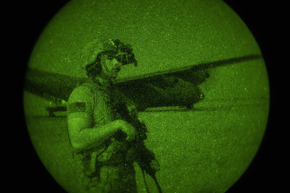 Image: Night vision, us soldier (Tech. Sgt. Christopher Ruano / Combined Joint Task Force - Horn of Africa via AP file)