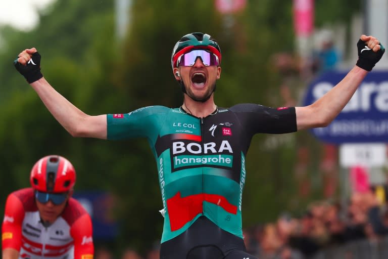 Nico Denz won stage 12, the second German Giro winner in two days