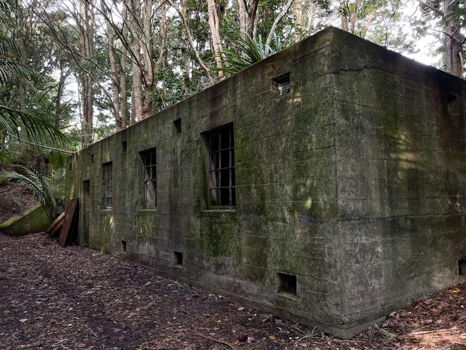 A building at Fort Stony Batter.