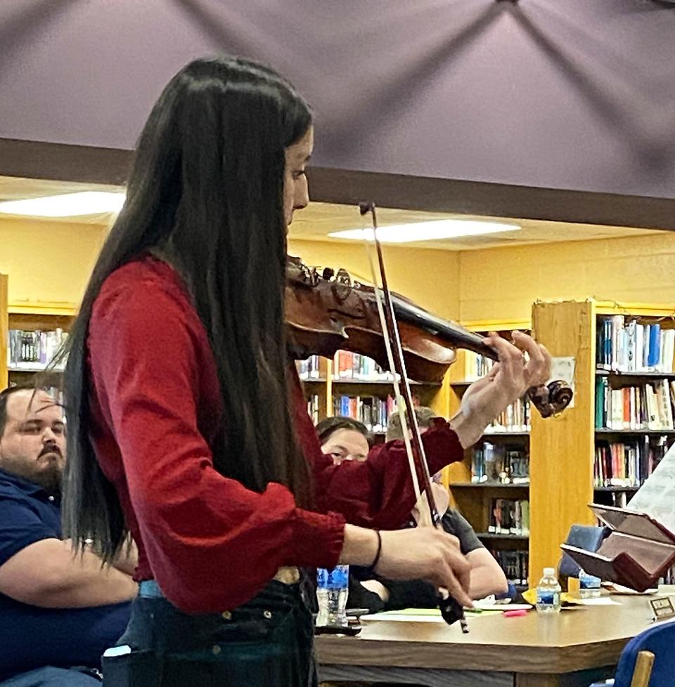 Kim Duran performed Monday for those in attendance at a meeting of the SPS board. It was part of a showcase of some of the special things happening at Sturgis High School.