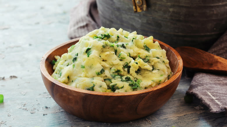 Colcannon in wooden bowl