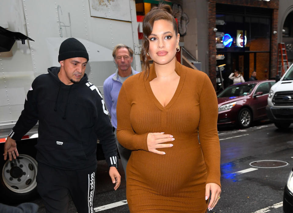 Ashley Graham betonte ihre Kurven auch während ihrer Schwangerschaft. (Bild: Getty Images)