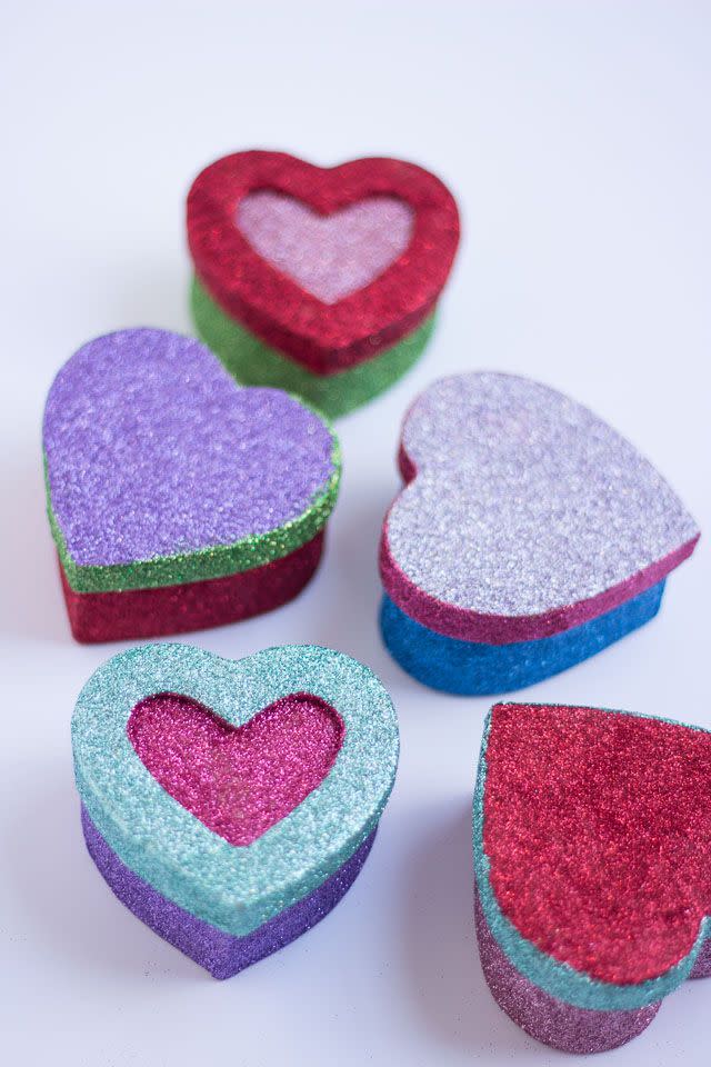 glitter heart diy valentines day boxes