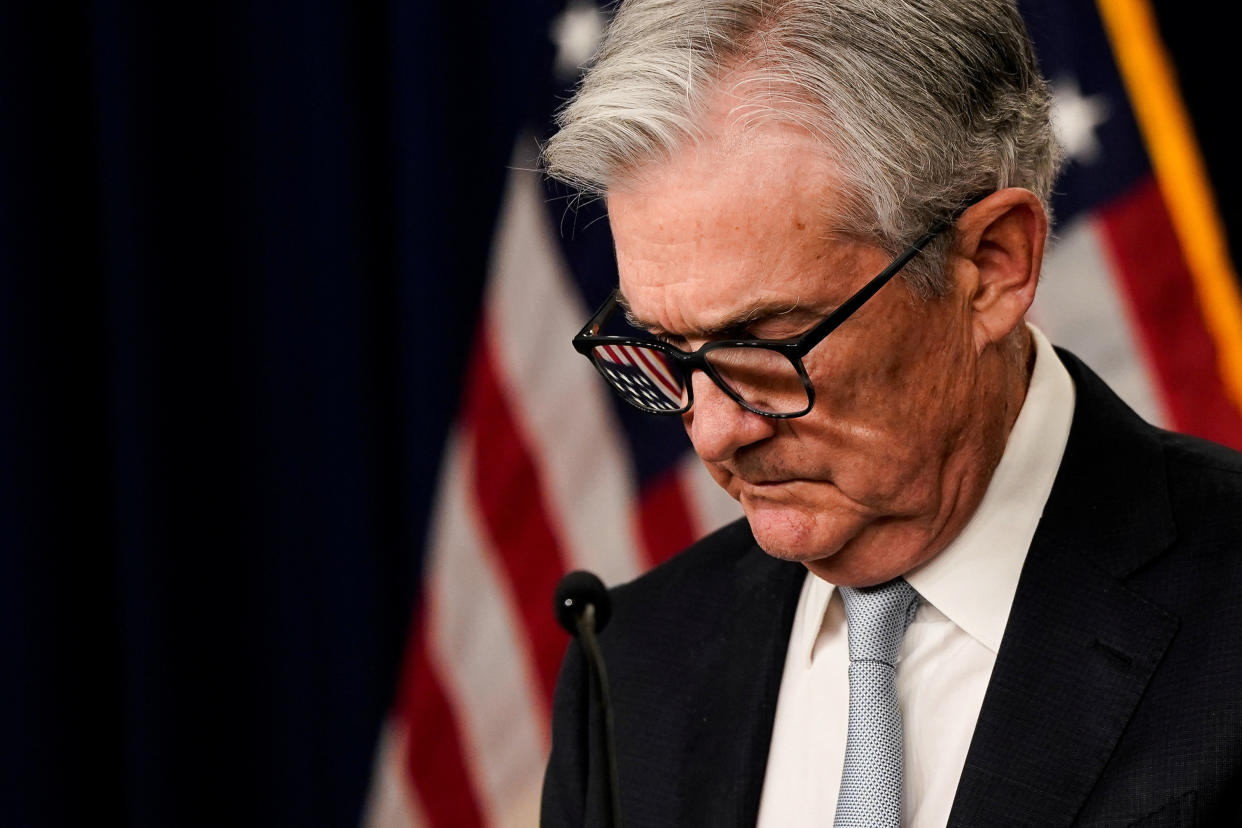 Federal Reserve Board Chairman Jerome Powell holds a news conference after Powell announced the Fed raised interest rates by three-quarters of a percentage point as part of their continuing efforts to combat inflation, following the Federal Open Market Committee meeting on interest rate policy in Washington, U.S., November 2, 2022. REUTERS/Elizabeth Frantz