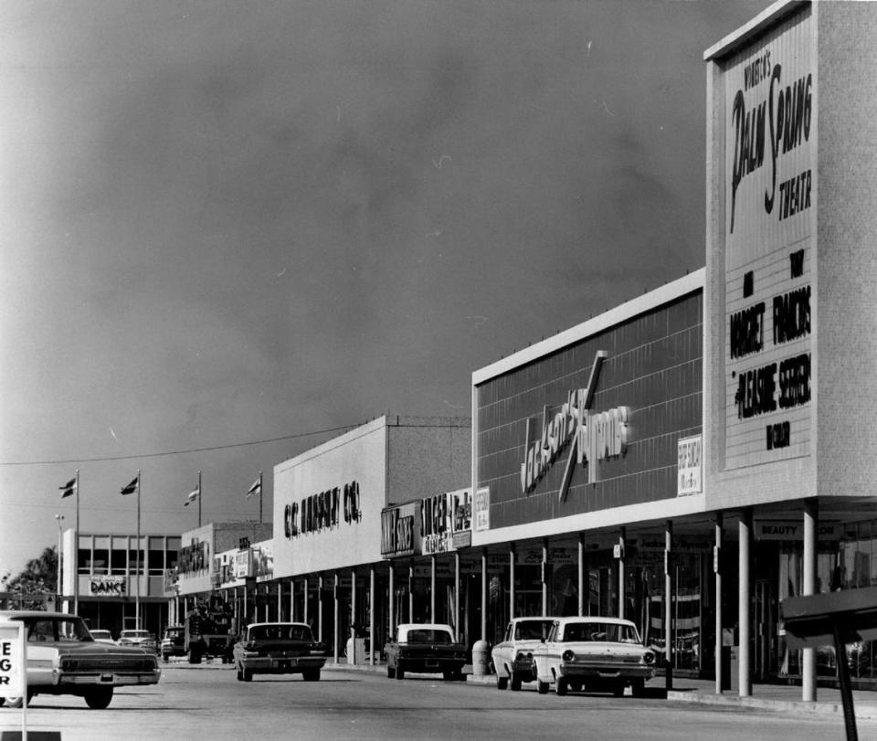 Palm Springs Shopping Center in Hialeah in 1965.