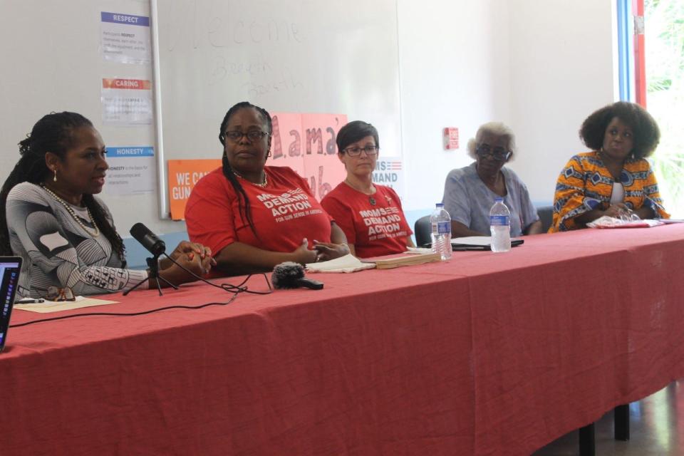 The “Black Mothers and Grandmothers Against Gun Violence” panelists were from left, Pamela D. Marshall-Koons, Robin Lillie, Amanda Goldsmith, Janice Harvey and Gainesville District 1 City Commissioner Desmon Duncan-Walker.
(Photo: Photo by Voleer Thomas/For The Guardian)