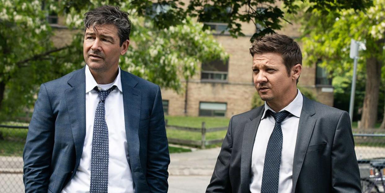 kyle chandler, jeremy renner, mayor of kingstown