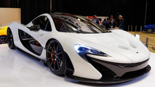 $350,000 McLaren sports car smashed up in California hit-run crash