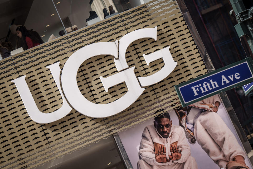 Ugg, Store, Logo, New York, fifth ave, 