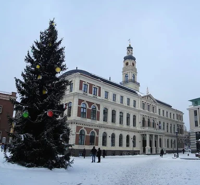 La ciudad de Riga, en Letonia, es considerada la cuna del árbol de Navidad