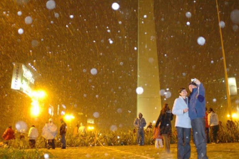 ¿Podría repetirse la nevada del 2007 en Buenos Aires?