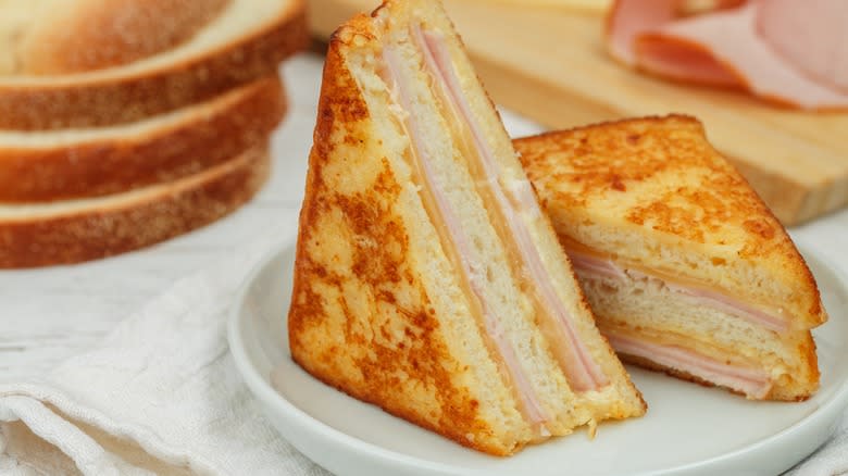 Monte Cristo sandwich