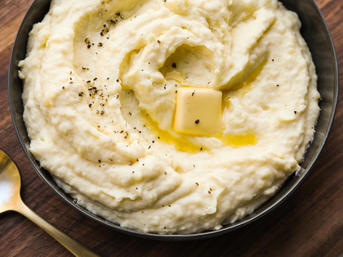 The Secret to the Creamiest Mashed Potatoes Is… Mayonnaise