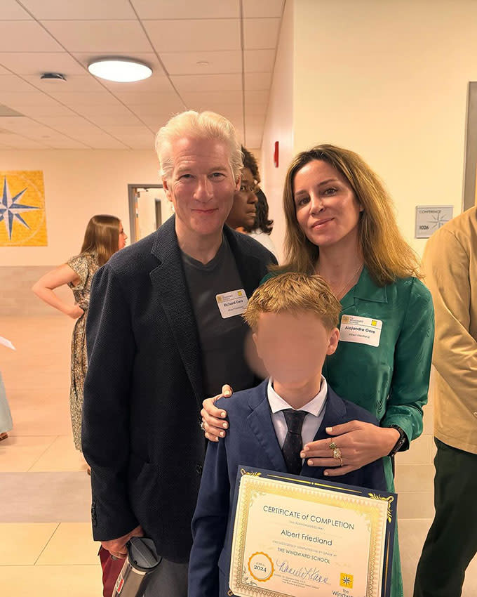 Alejandra Gere con su esposo Richard Gere y su hijo Albert