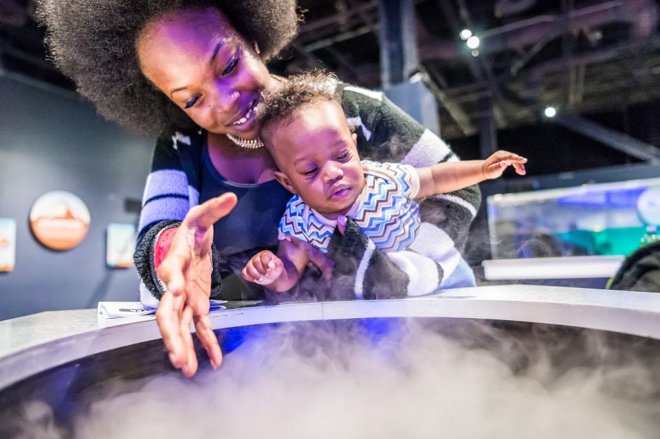 Orlando Science Center Celebrate Science Night, photo by Roberto Gonzalez