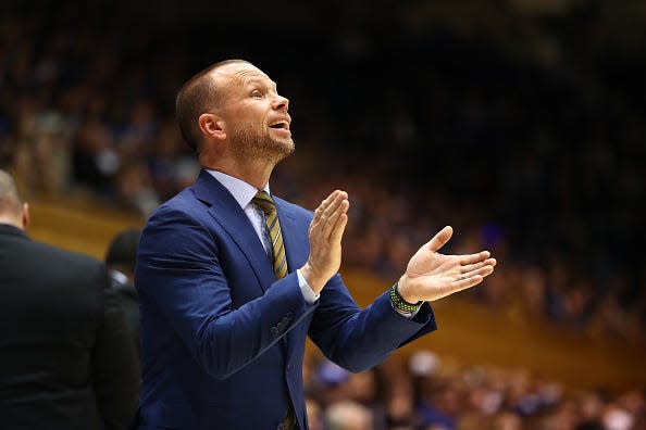 A former Elder High School standout, Pat Kelsey also coached and played for the Xavier Musketeers.