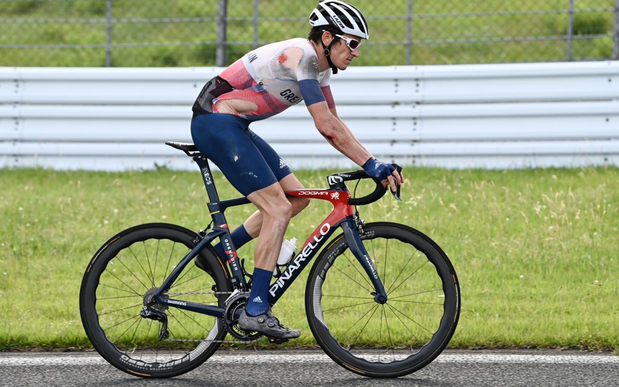 Geraint Thomas - Richard Carapaz wins Tokyo Olympics road race ahead of Tadej Pogacar and Wout van Aert with Adam Yates ninth - SWPIX.COM