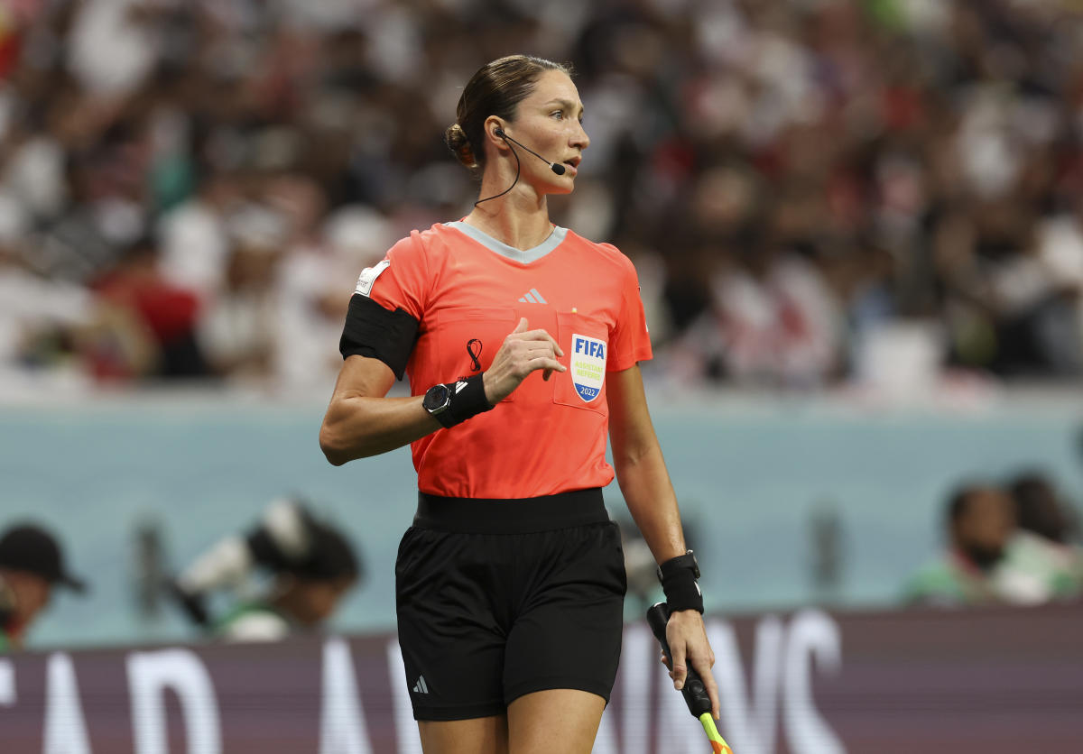 Assistant Referee, Neuza Inês Back, during the Campeonato