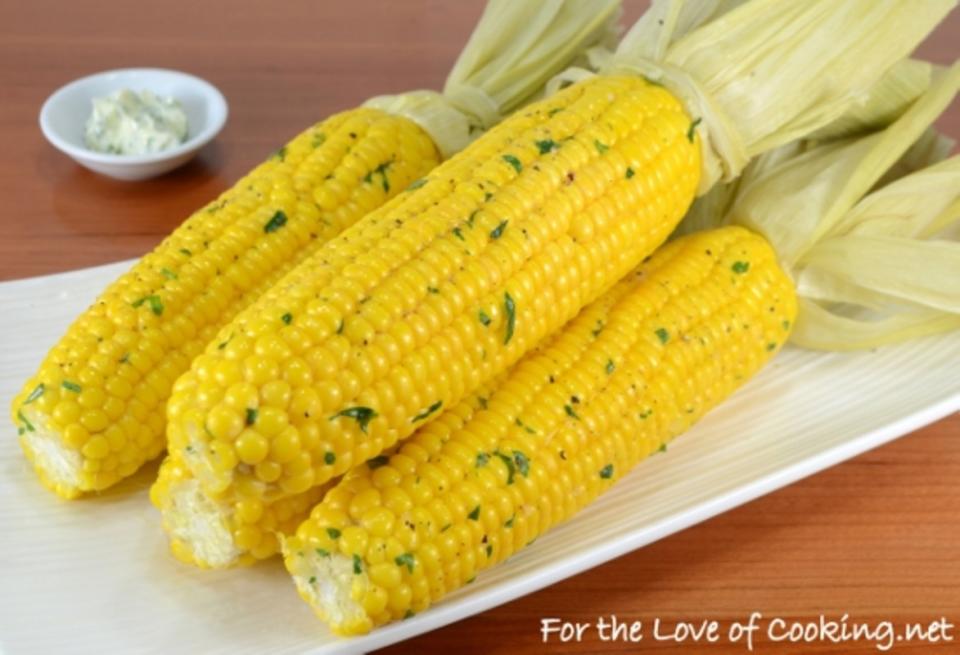 <p>For the Love of Cooking</p><p>Garlic elevates classic corn to an eleven. </p><p><strong>Get the recipe: <a href="http://www.fortheloveofcooking.net/2015/04/oven-roasted-corn-on-the-cob-with-garlic-butter.html" rel="nofollow noopener" target="_blank" data-ylk="slk:Oven Roasted Corn on the Cob with Garlic Butter;elm:context_link;itc:0;sec:content-canvas" class="link ">Oven Roasted Corn on the Cob with Garlic Butter</a></strong></p>