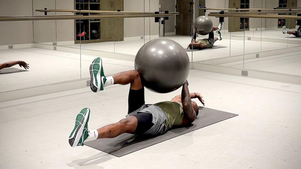 exercise ball workout, dead bug