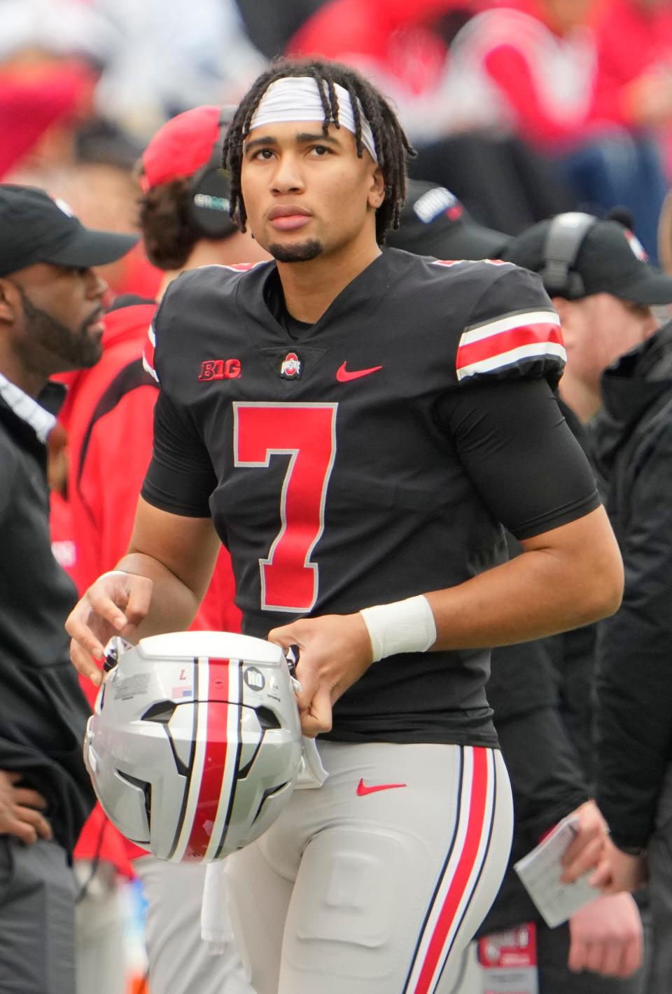 Ohio State quarterback C.J. Stroud will team with receiver Jaxon Smith-Njigba to promote Designer Shoe Warehouse. Stroud also is representing Value City Furniture.