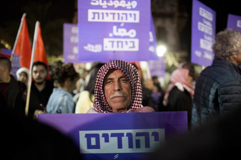 Jews and Arabs march for equality