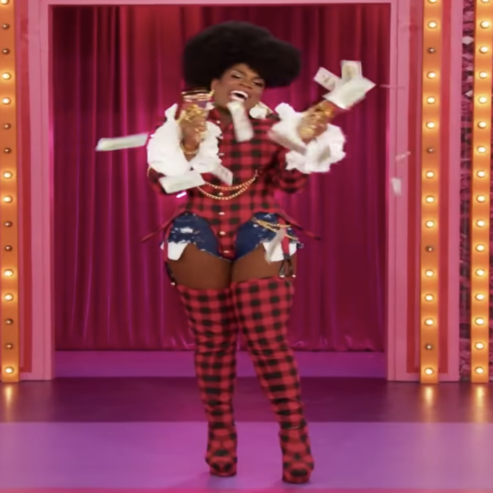 Monet X Change shoots money guns