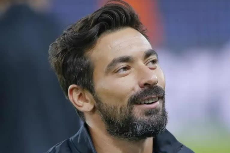 El Pocho Lavezzi estuvo internado en Punta del Este por un incidente en su casa