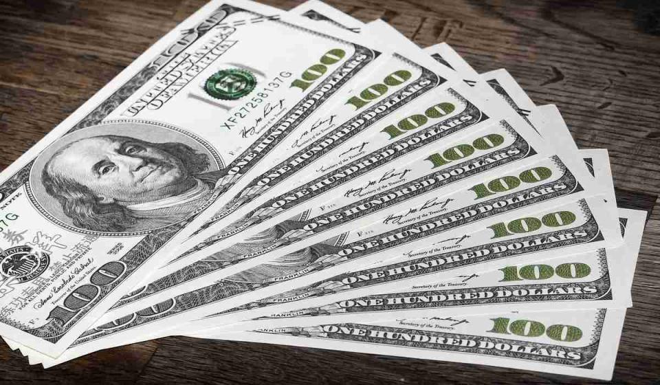 El dólar cae de los 4.300 pesos. Foto:Imagen de Foto-RaBe en Pixabay.