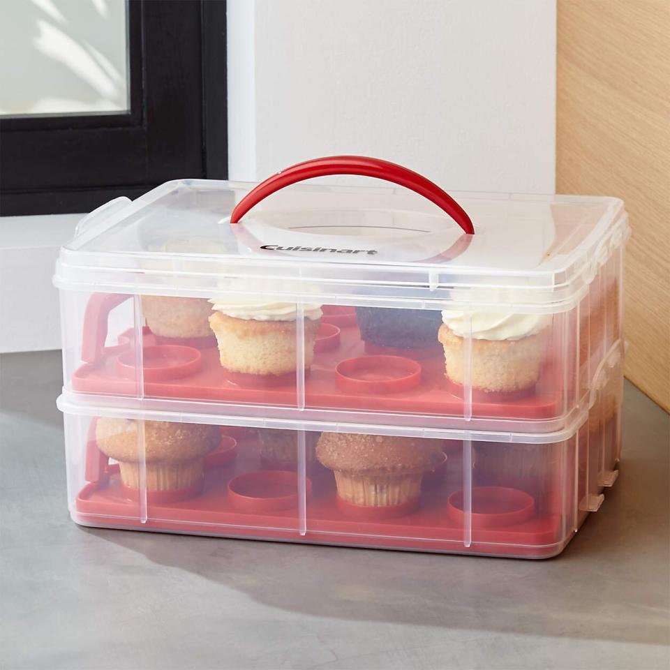 A cupcake carrier with a handle and two levels