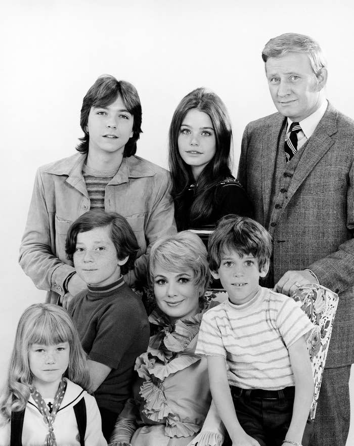 Suzanne Crough, Danny Bonaduce, David Cassidy, Shirley Jones, Susan Dey, Jeremy Gelbwaks, Dave Madden in "The Partridge Family"