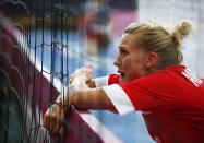 <b>Handball (F)</b><br> <b>Equipe du Danemark féminine</b><br> L'insaisissable ailier de l'équipe de Norvège Ann Grete Norgaard n'aura pas réussi à sauver son équipe dans le match de la dernière change face aux voisines Norvègiennes, championnes du monde en titre. Le Danemark s'incline sur le fil et voit ses rêves de médaille s'envoler dès les phases de poule…