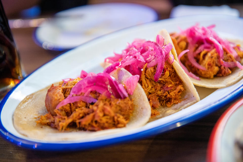 Cochinita pibil, el plato fuerte de Navidad para los detenidos en El Torito. (Getty Images)