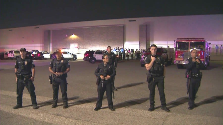 A large disturbance involving around 200 juveniles forced a busy shopping mall in Carson to close on July 6, 2024. (KTLA)