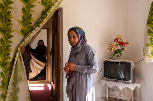 ▲阿富汗塔利班政府近日宣布，將依照其對伊斯蘭教法的解讀，執行對通姦婦女的公開鞭刑、石刑等。示意圖。（圖／美聯社／達志影像）